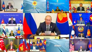 ▲俄羅斯總統蒲亭2021年參與東協高峰會視訊會議。（圖／美聯社／達志影像）