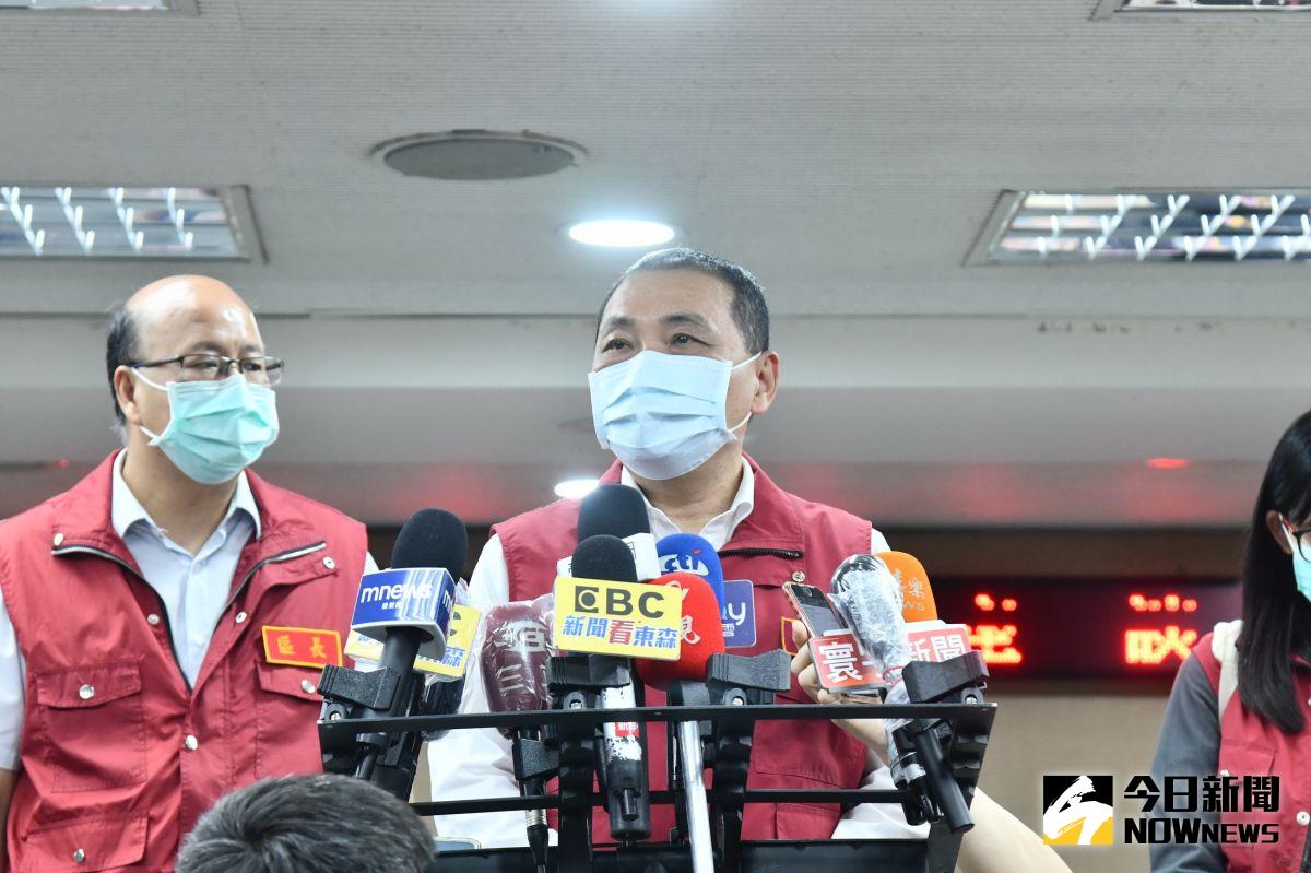 ▲新北市長侯友宜今（6）日呼籲，急診是收治急重症，讓醫療量能能夠因為輕重分流，不要影響急診的作業。（圖／記者陳志仁攝，2022.05.06）