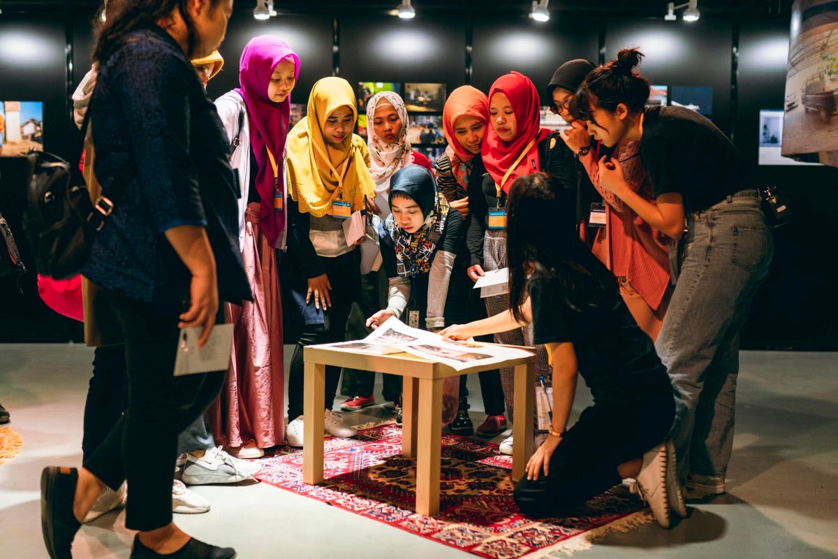 ▲透過 Voice of Migrant 移工攝影培力計畫，讓移工能夠有系統的學習用影像訴說出自己的故事。（圖／One-Forty提供）