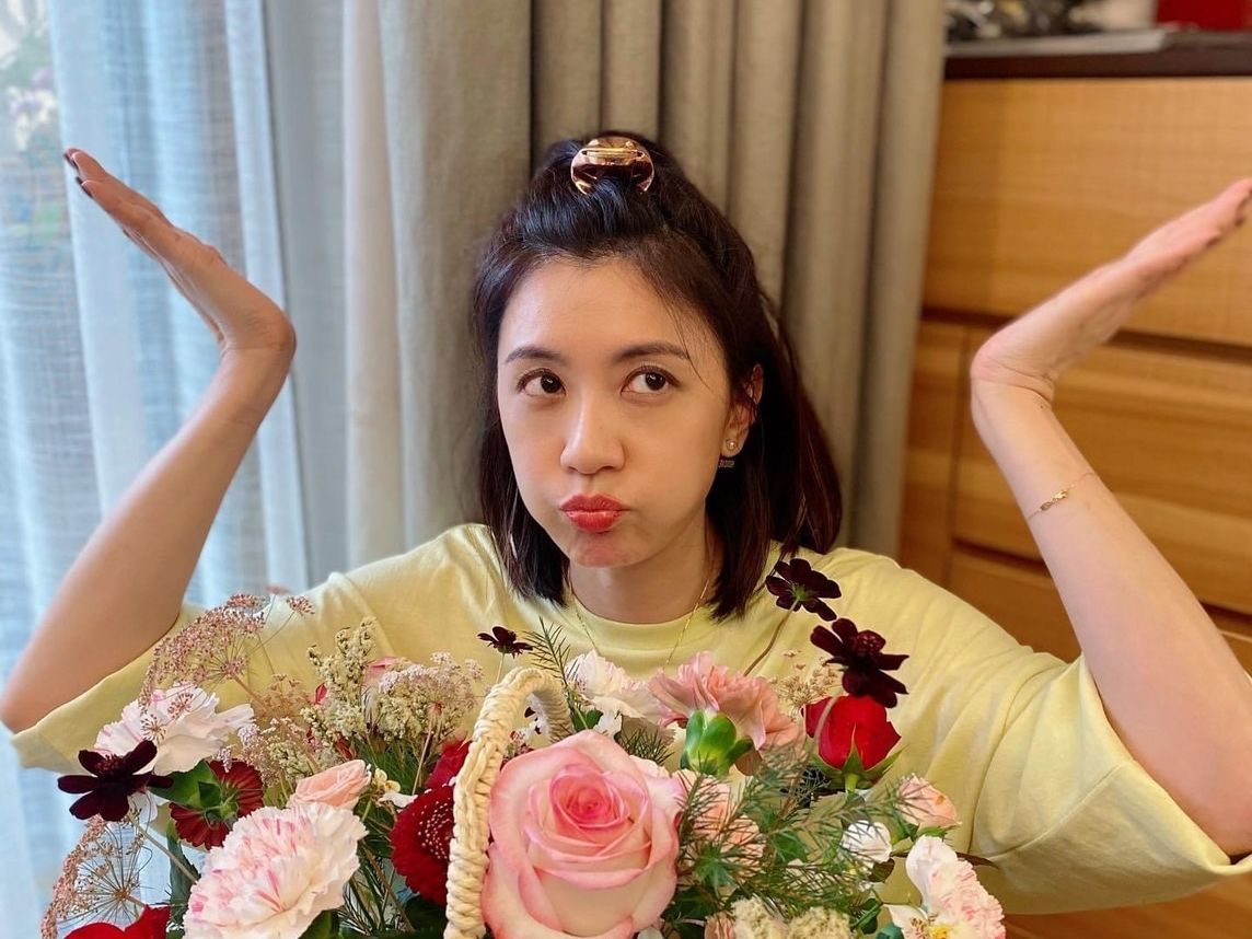 ▲賈靜雯收到蟾蜍無語問蒼天。（圖／翻攝賈靜雯臉書）