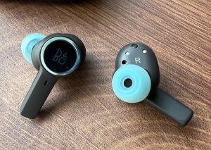 ▲Beoplay EX耳機。(圖／記者周淑萍攝)