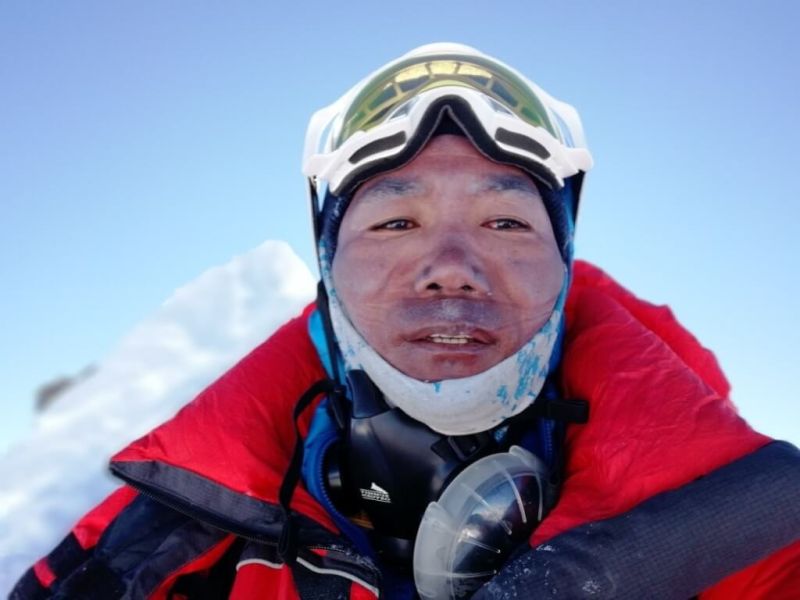 ▲雪巴人瑞塔第26次成功登上聖母峰，刷新他自己的紀錄。（圖取自facebook.com/kamirita8848）