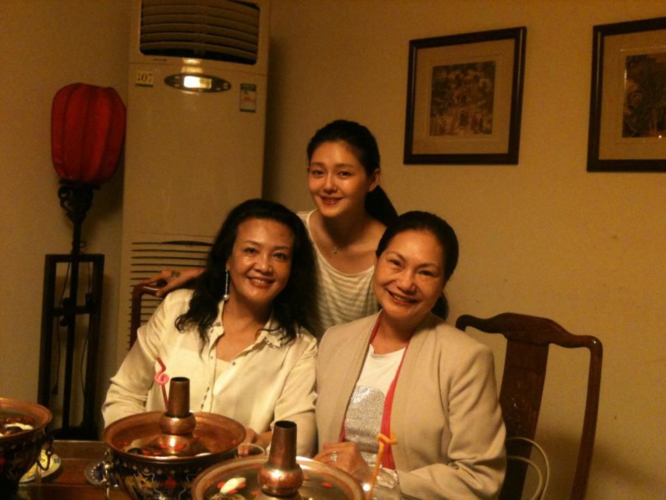 ▲S媽（右）透露被張蘭（左）罵了半小時 。（圖／黃春梅臉書）