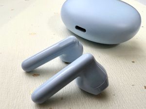 ▲OPPO Enco Air2 真無線耳機。（圖／記者周淑萍攝）