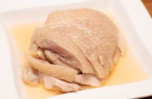 ▲紹興醉雞340元,另一種隱藏版吃法是將醬汁澆淋到炒飯上頭。(圖/Elvis Chang提供) ▲紹興醉雞340元,另一種隱藏版吃法是將醬汁澆淋到炒飯上頭。(圖/Elvis Chang提供)
