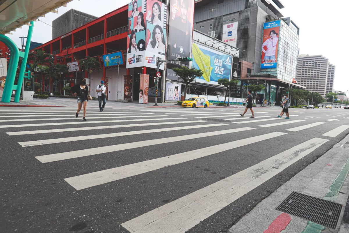 ▲何美鄉認為，北北基桃「未來一週」將進入高確診率的時期，現在重點不是確診越少而好，而且「超額死亡」越低者，才是贏家。（圖／NOWnews攝影中心拍攝）