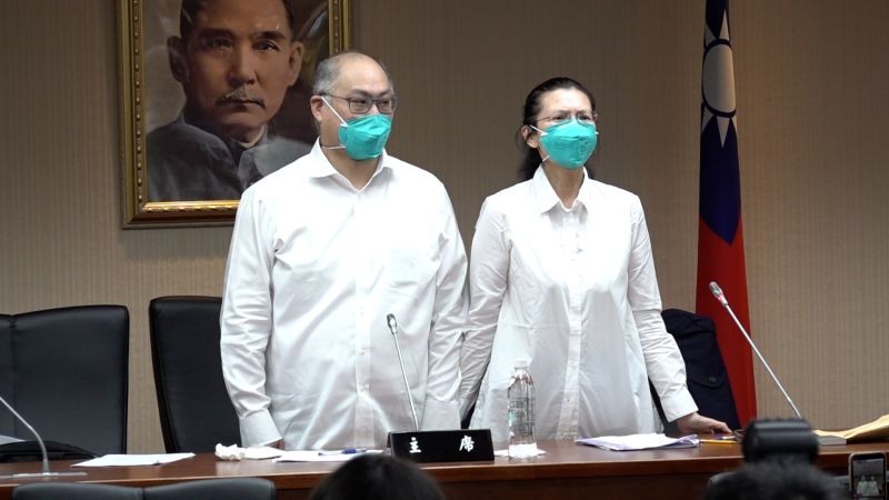 ▲李明哲返台隔離後,與妻子李凈瑜在立院召開記者會。(圖/記者朱永強攝,2022.05.10)