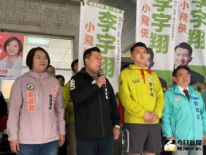湧言會張志豪,李宇翔,黃淑君,曾進益 ▲選前面臨蘇、英系聯手夾擊的湧言會,在不被外界看好的情勢下,逆風揮出全壘打的佳績。(圖/記者陳志仁攝)