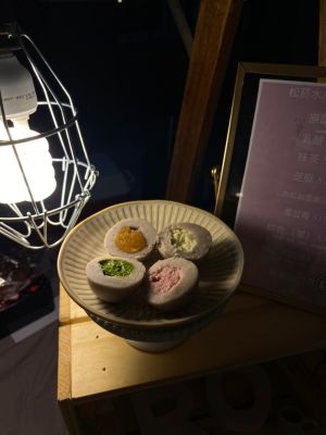 限時10天!誠品集全台22間夢幻甜點 柯基屁屁萌麵包必吃 ▲首次獨家快閃的「馮千金 芋泥球」使用在地芋頭的招牌人氣芋泥球。(圖/誠品提供)