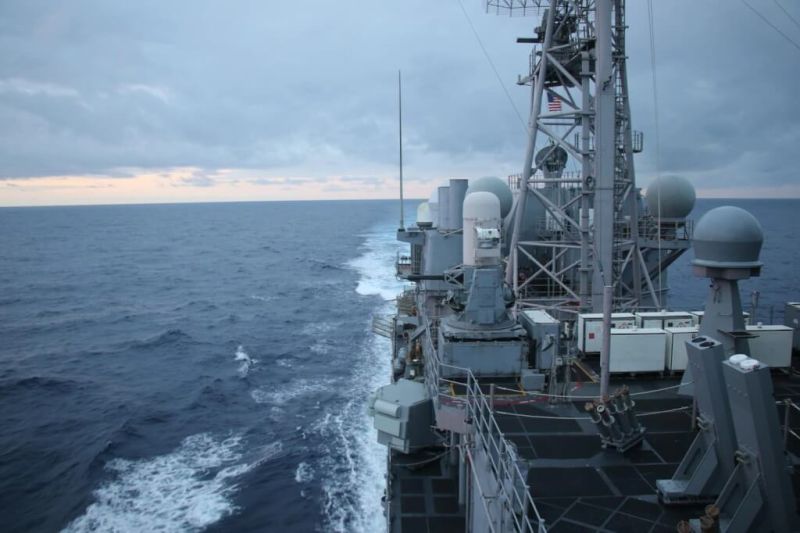 ▲美國海軍第七艦隊表示，第七艦隊提康德羅加級導向飛彈巡洋艦皇家港號10日通過台灣海峽。（圖／翻攝自美國第七艦隊）
