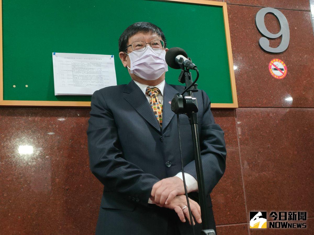 ▲今（11）日環保署長張子敬強調，對於大型與小型企業不一定會採用相同減碳手段，盤查跟查驗也會建立分級管理。（圖／記者許若茵攝，2022.05.11）