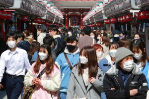 日本疫情嚴峻　單週增逾147萬例連5週居全球之冠