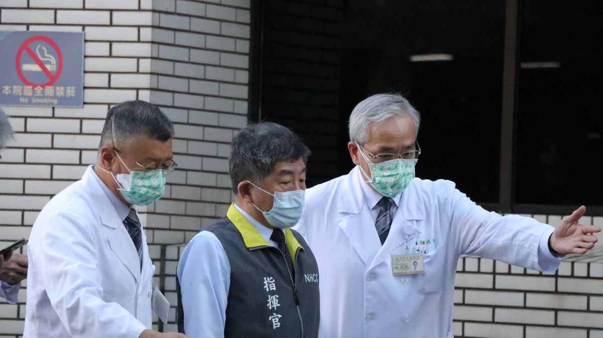 ▲陳時中視察北榮時，遭民眾嗆聲「下台」。（圖／北榮提供）