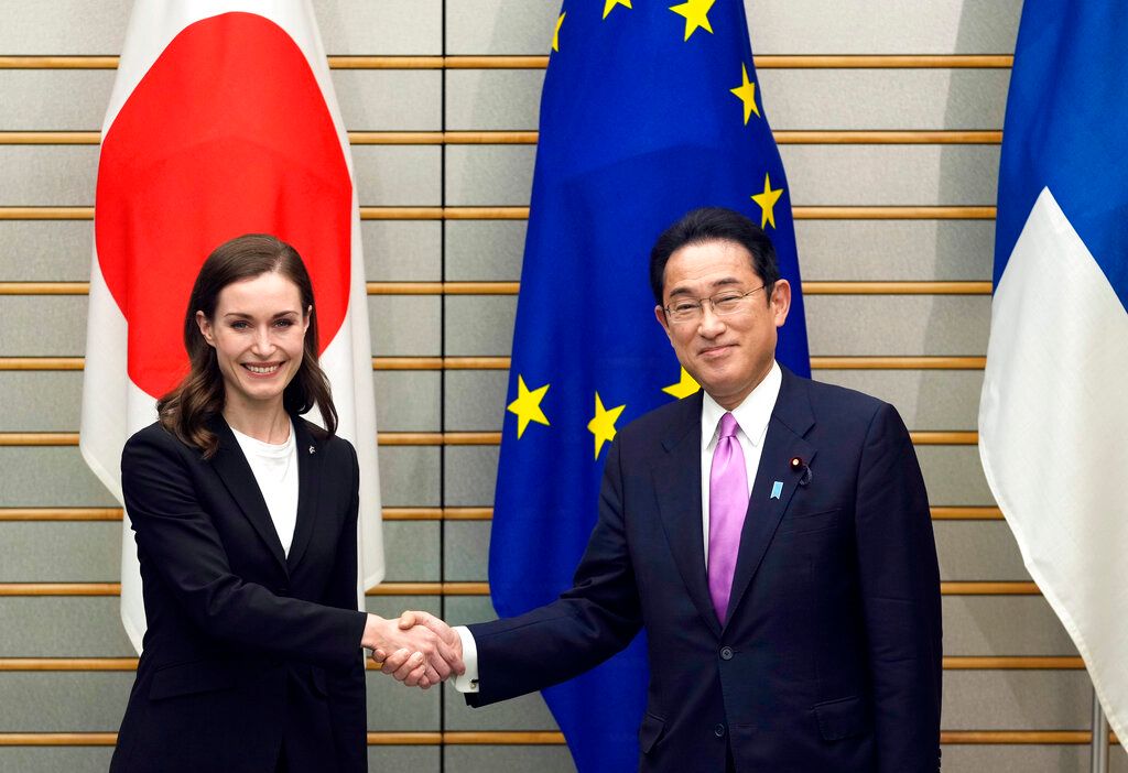 ▲日本首相岸田文雄今天與來訪的芬蘭總理馬林（Sanna Marin）舉行會談。（圖／美聯社／達志影像）