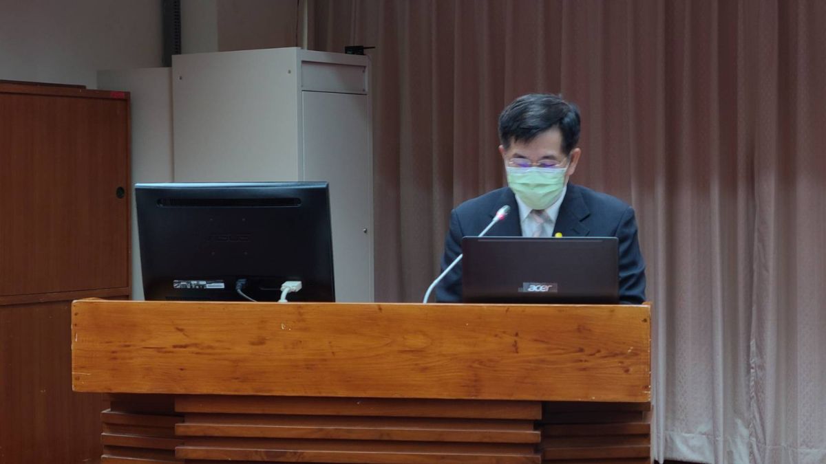 ▲校園疫情燒不完，教團因此呼籲應讓中小學停課2週，教育部今（15）日做出回應。圖為教育部長潘文忠。（資料圖／記者李琦瑋攝）