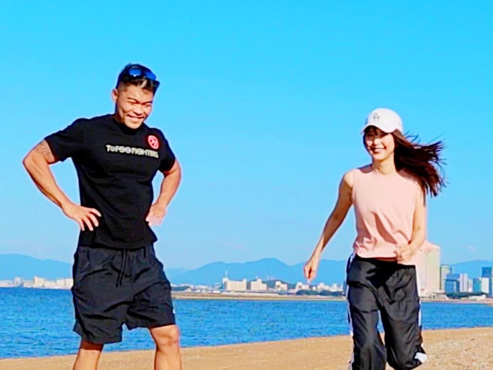 ▲李玖哲（左）難得曬出相馬茜的正面照。（圖／翻攝李玖哲臉書）