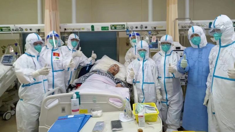 中國108歲老翁確診後痊癒　成上海疫情最高齡出院患者
