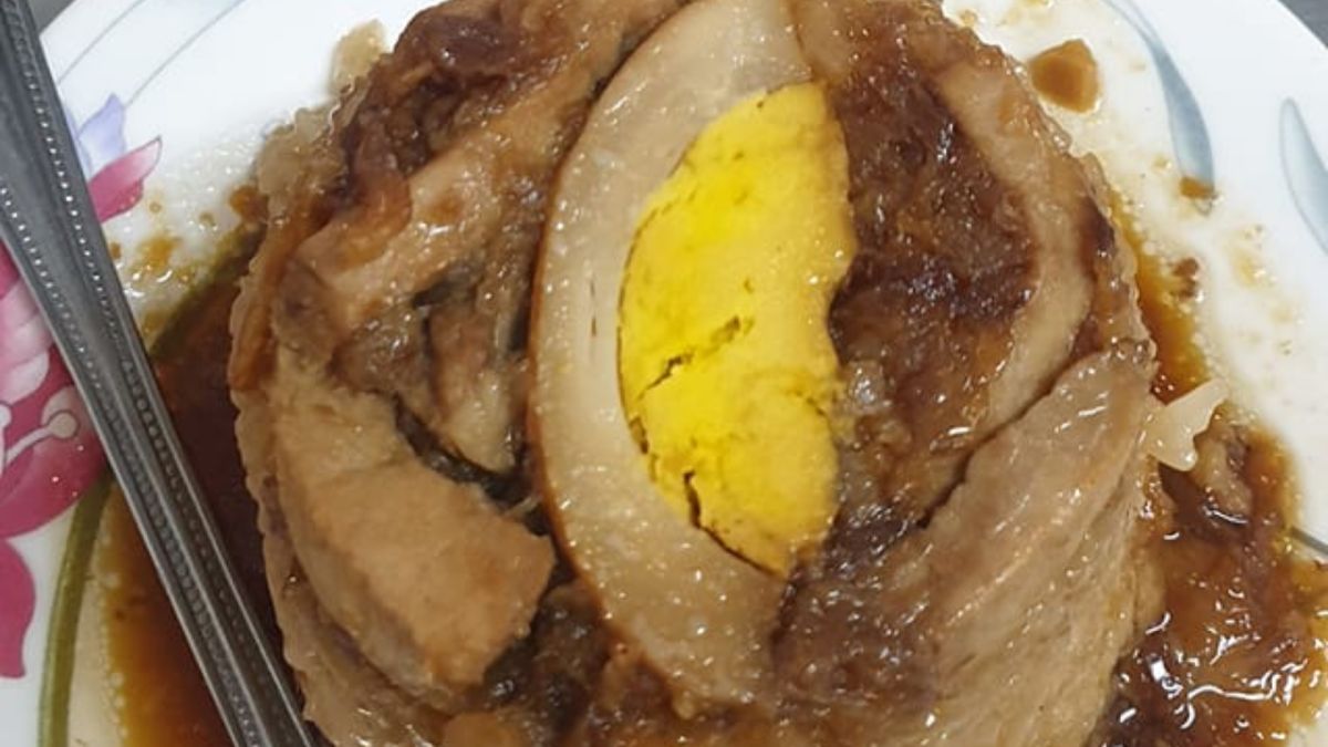 ▲高雄筒仔米糕35元，還有滷蛋，掀起網友暴動。（圖／爆廢公社）