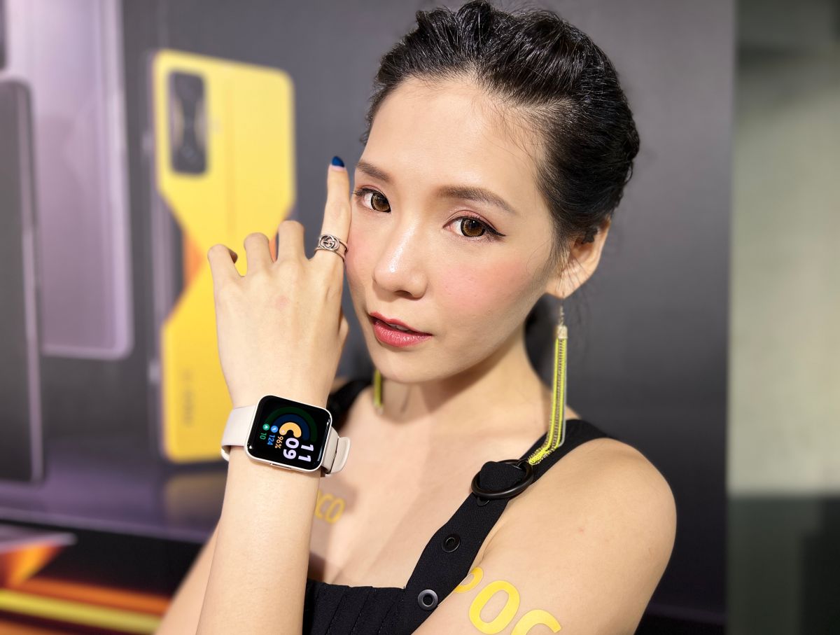 ▲POCO今（17）日在台灣除了推出旗艦新機POCO F4 GT之外，同步亮相旗下首款穿戴式裝置POCO Watch，具備獨立GPS、血氧偵測和超過百款運動偵測，售價1,995 元，將於六月中旬開賣。(圖/記者周淑萍攝)