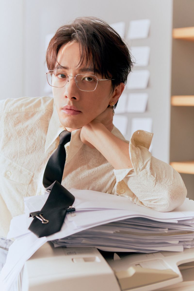 ▲坤達成為個人眼鏡、墨鏡品牌CEO。（圖／KlassiC.提供）