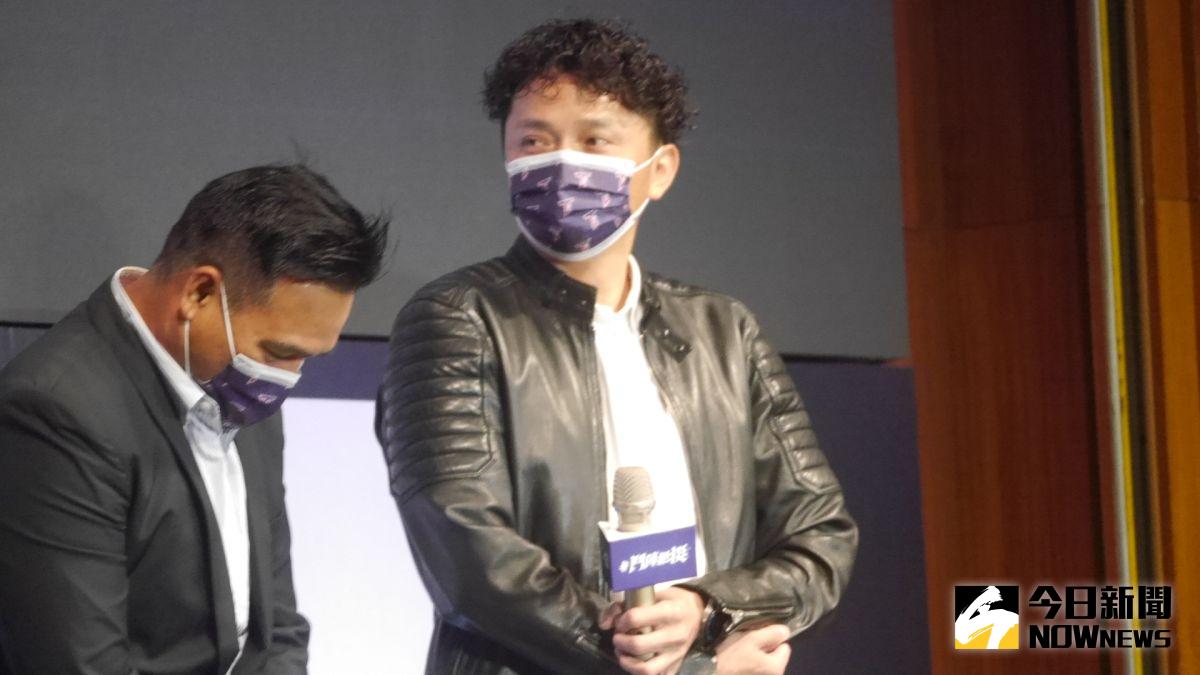 ▲前兄弟傳奇球星馮勝賢，現任桃園市體育發展基金會執行長。（圖／吳政紘攝）