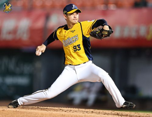 中職／中信兄弟60人名單公布！12人遭戰力外　吳哲源、林書逸入列
