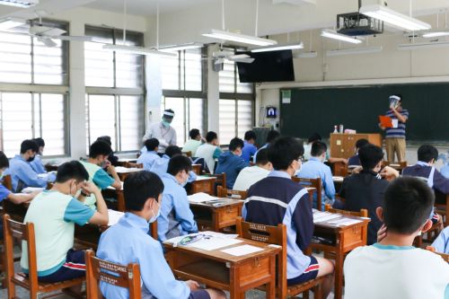 國中教育會考首日結束,總計3337人須參加補考。(圖/教育部提供) ▲國中教育會考首日結束,總計3337人須參加補考。(圖/教育部提供)