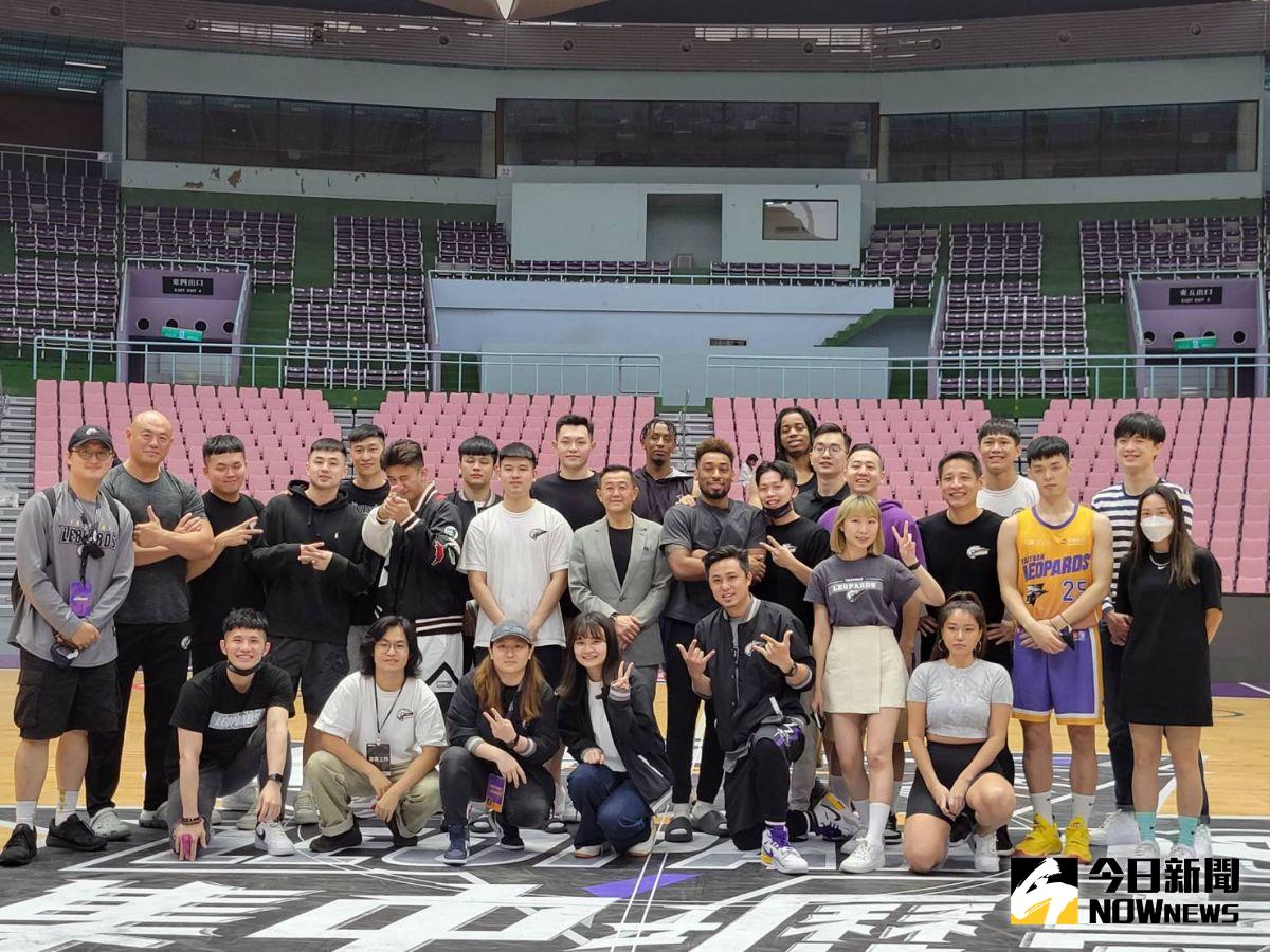 ▲桃園雲豹首季團隊。（圖／黃建霖攝）