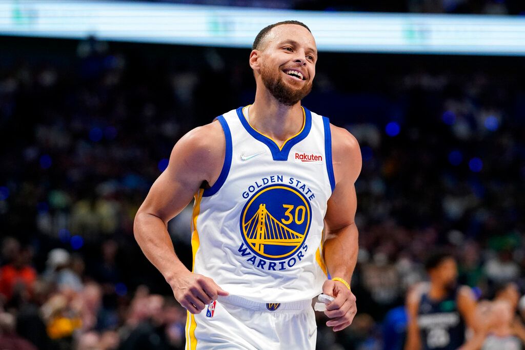 NBA／領袖！Curry為了球隊願改變自己的輪換時間 | 籃球 | 運動 | NOWnews今日新聞