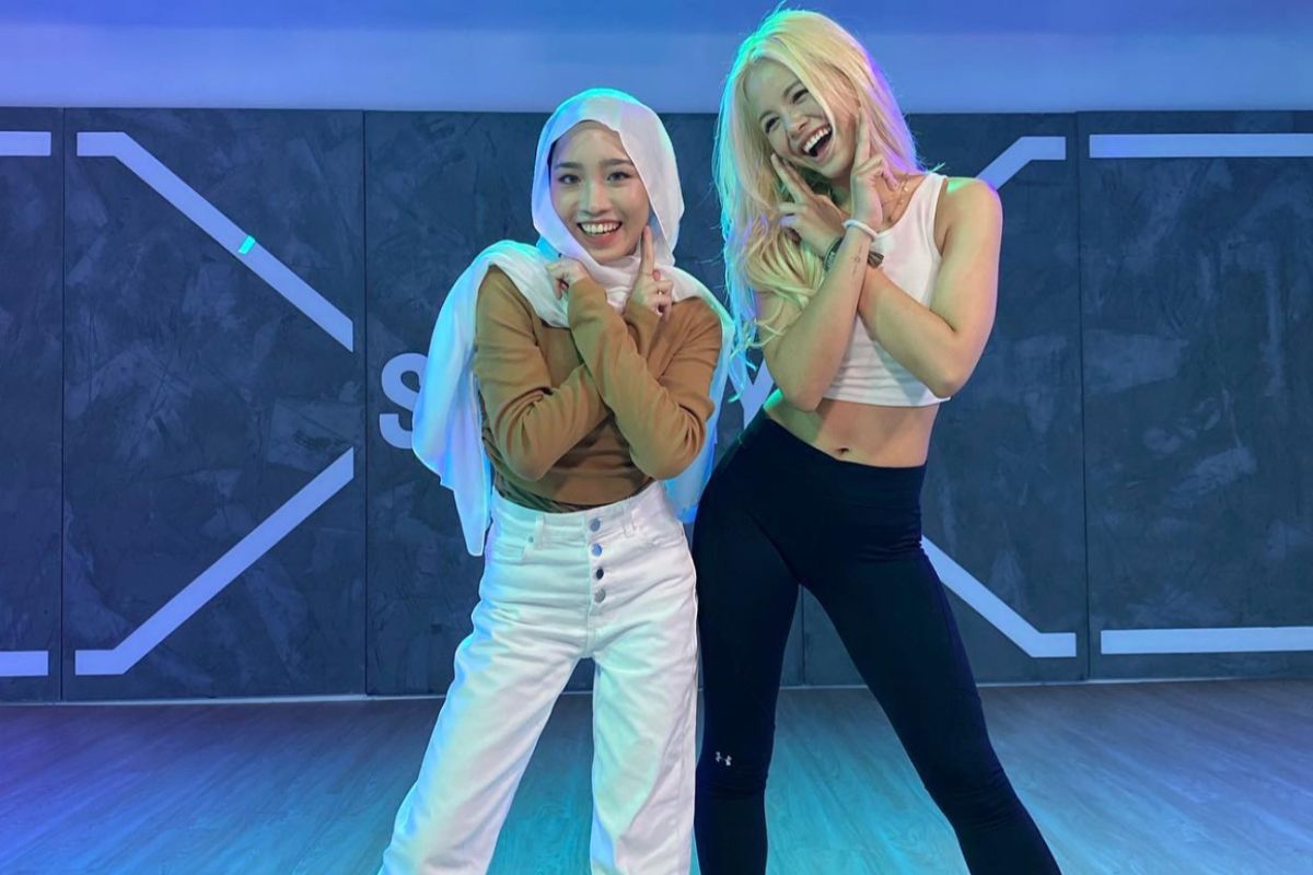 ▲Sabrina Azhar是一名來自馬來西亞的穆斯林。（圖／翻攝自Instagram）