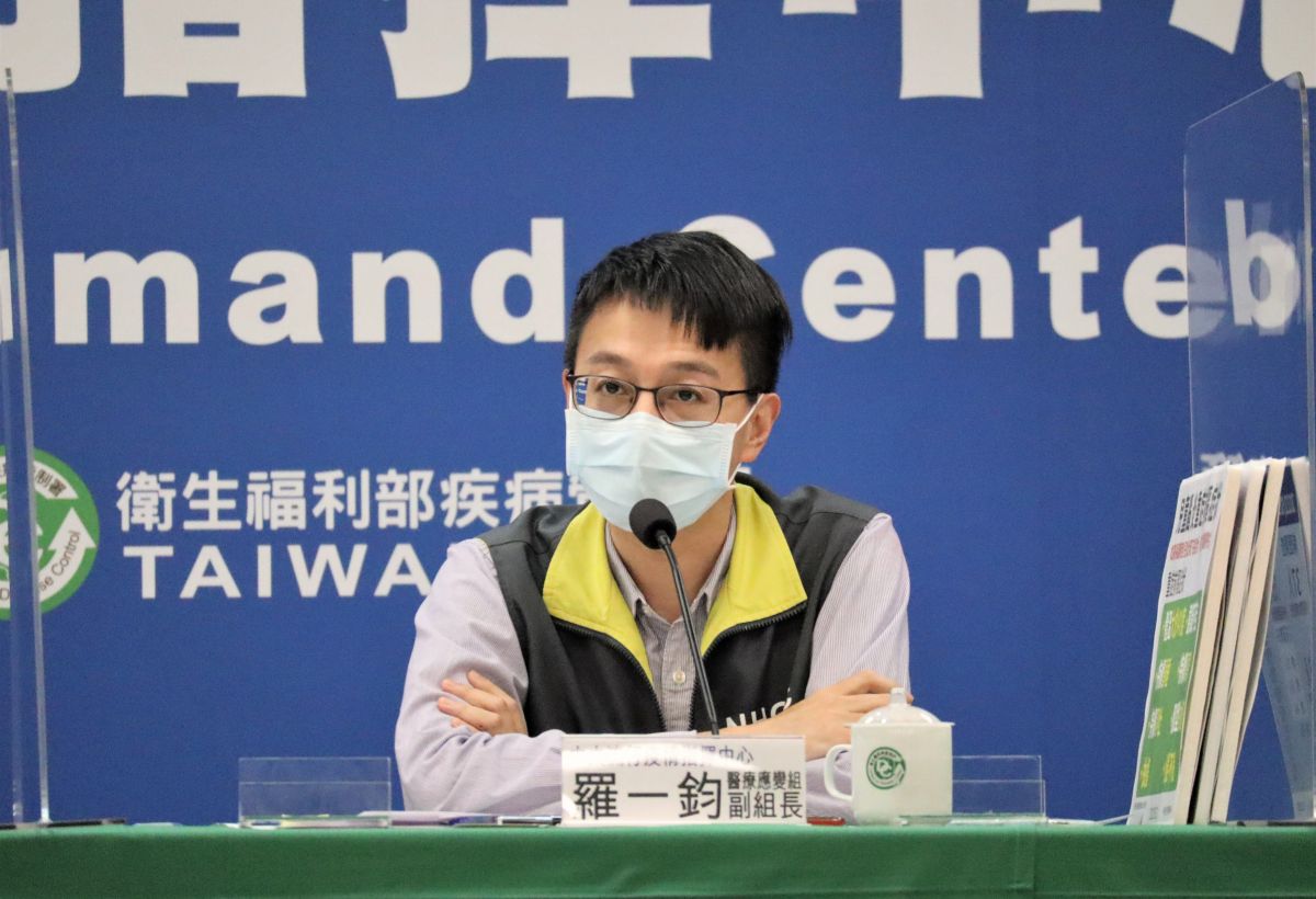 ▲兒童重症中15人重症併發腦炎，5人死亡，其餘10人目前病況都改善，有4人已經出院。（圖／指揮中心）