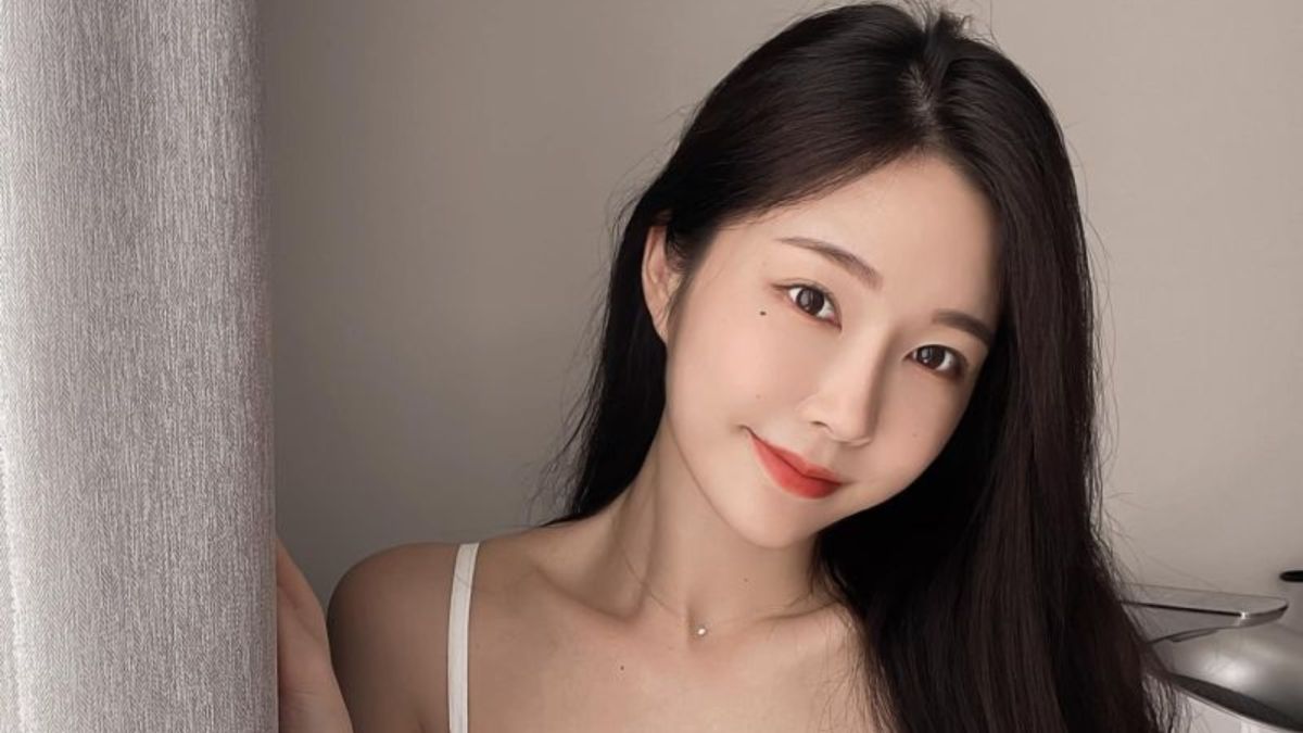 ▲台師大女神黃上晏分享比基尼照。（圖／黃上晏臉書）