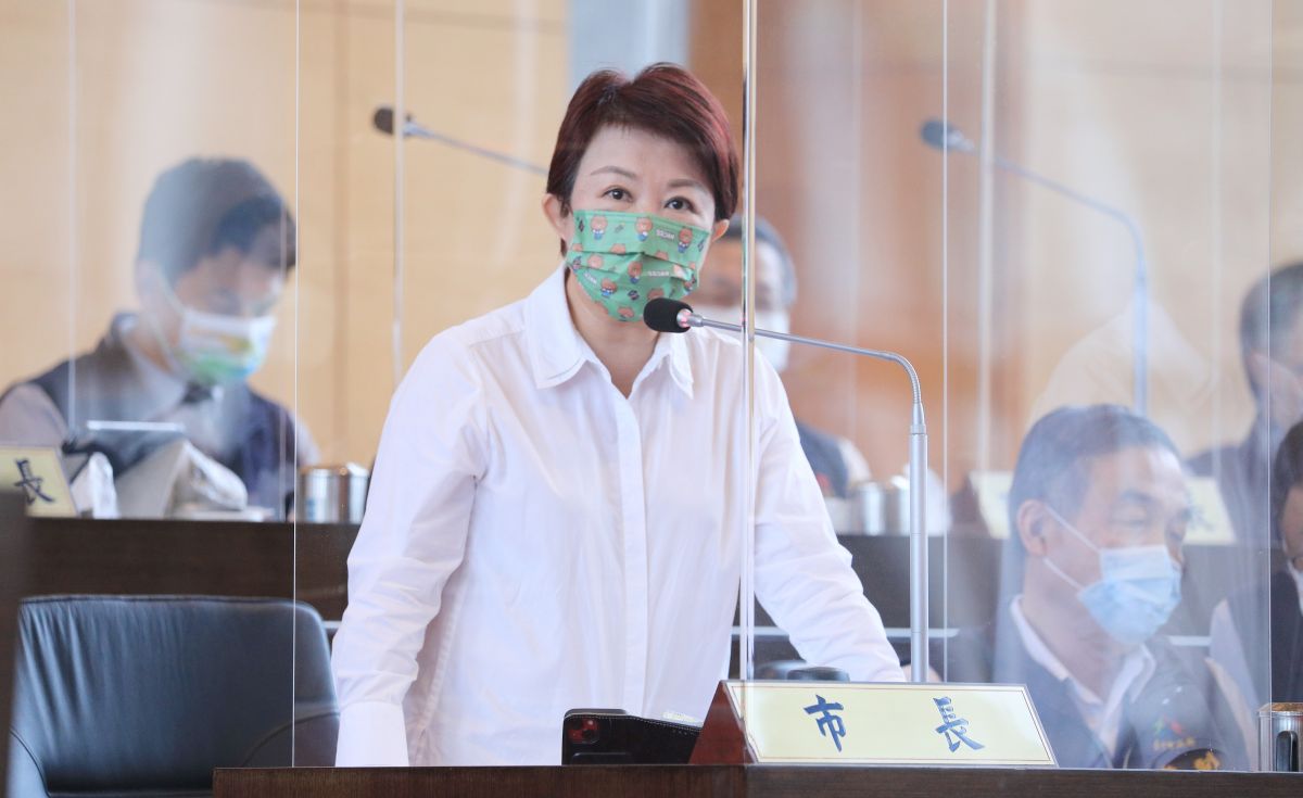 ▲台中市長盧秀燕於議會備詢時向中央喊話，希望「防疫特別預算8400億，能真正用到人民身上。」（圖／台中市政府提供，2022.05.24）