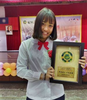 (圖/內埔農工提供) ▲李敏靠著打拳,獲獎無數。(圖/內埔農工提供)