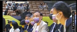 ▲法務部長蔡清祥宣導反毒防賭，在職籃開球。（圖／法務部提供）