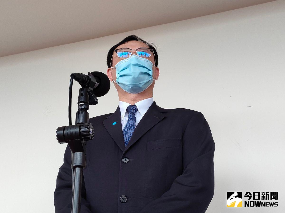 ▲衛福部次長石崇良今（26）日分析，Ct值達27若持續有臨床症狀，可能是感染初期，若無症狀，也有可能是感染後期陰陰陽陽階段。（圖／記者許若茵攝，2022.05.26）