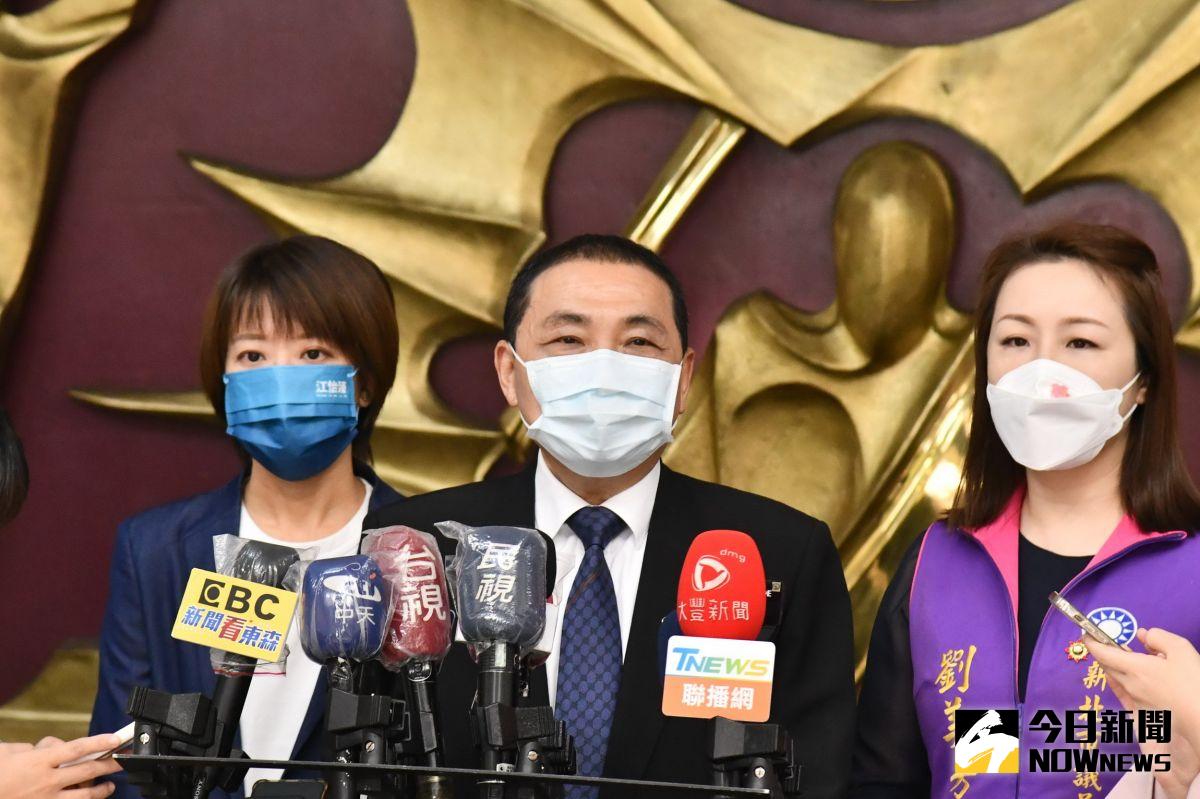 ▲新北2歲童恩恩染疫病逝，新北市長侯友宜的態度引發論戰。（圖／資料照）