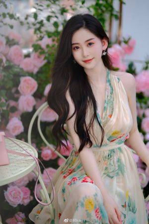 ▲葉珂目前離婚,還養育兩個小孩。(圖/葉珂微博) ▲葉珂目前離婚,還養育兩個小孩。(圖/葉珂微博)
