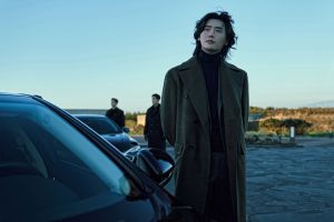 ▲李鍾碩參與《魔女二部曲:另一個她》演出。(圖/車庫娛樂) ▲李鍾碩參與《魔女二部曲:另一個她》演出。(圖/車庫娛樂)