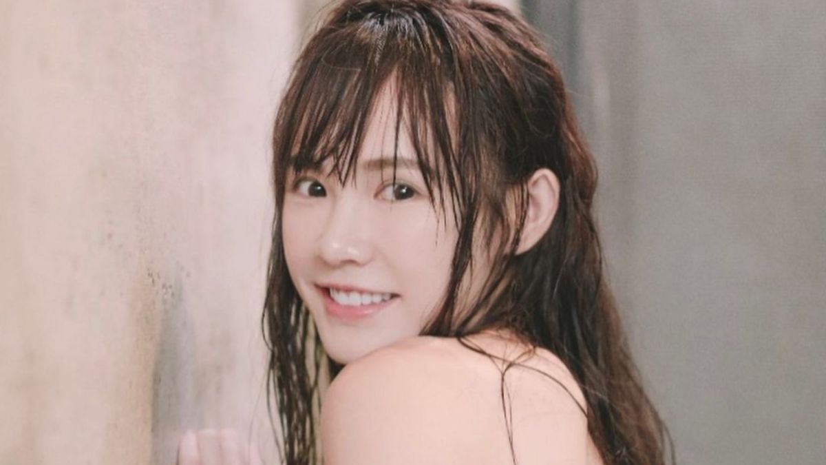 ▲才剛出關的吳心緹就把握機會到戶外運動，結果一系列溜滑板的照片，秀出驚人的馬甲線驚豔全場。（圖／吳心緹IG）