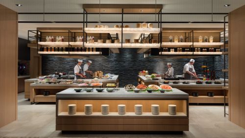 台北國泰萬怡酒店《MJ Kitchen》 ▲台北國泰萬怡酒店內的自助餐廳「MJ Kitchen」周末下午茶時段菜色全面升級,但是5月4日前的每個週六、日卻推歸優惠價,每人只要800元。(圖/NOWnews資料照)