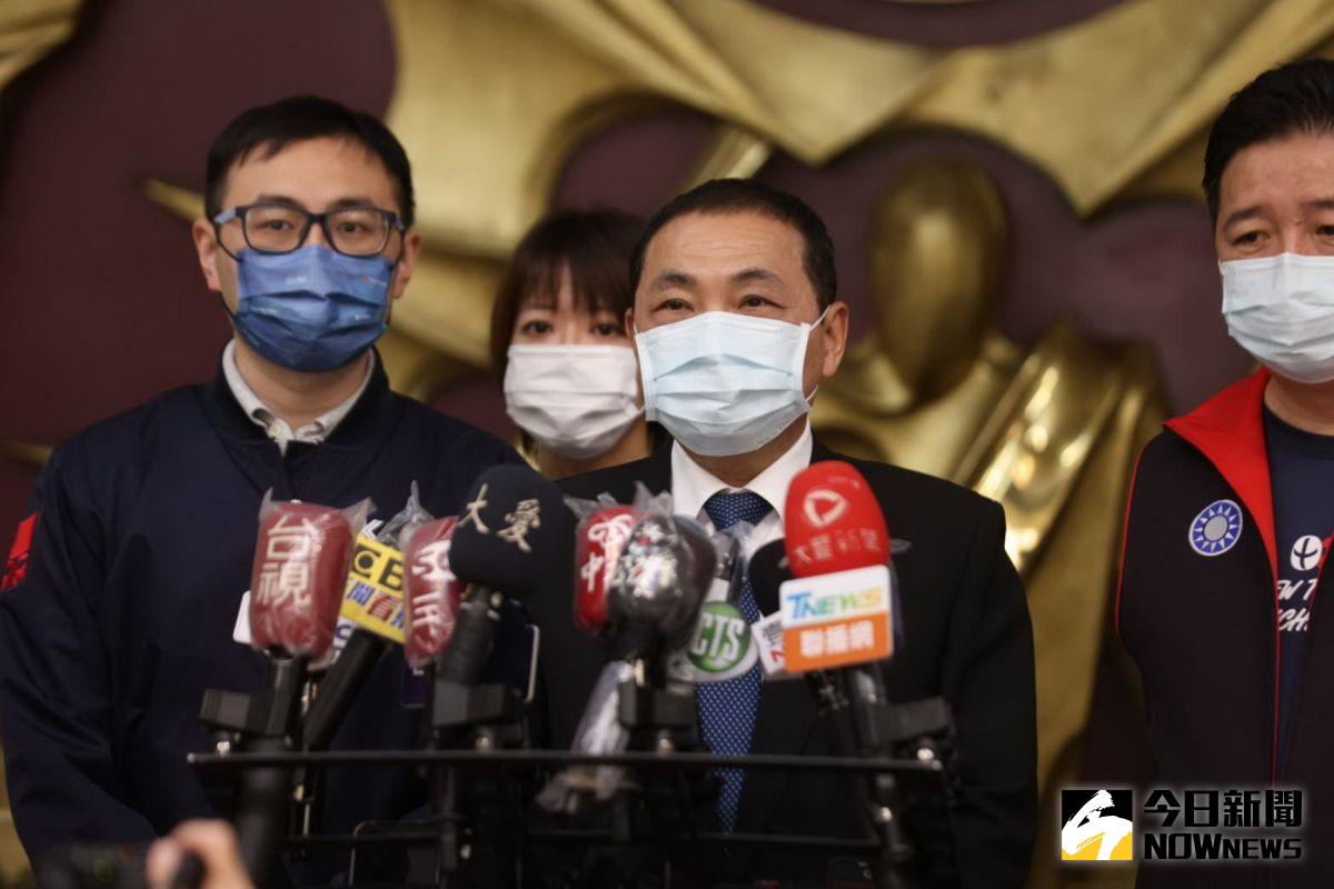 ▲侯友宜今天表示，徐大鈞是新北市人，他感同哀痛並已致電安慰徐大鈞母親，除殯葬協助，並給予最高慰問金，感念徐大鈞為國捐軀。（圖／記者陳志仁攝，2022.05.30）