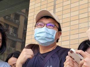 ▲新北市中和2歲男童染疫重症亡，男童父親30日出面，要求市府告訴他「在等待救護車到來的81分鐘，到底發生了什麼」。（圖／讀者提供）