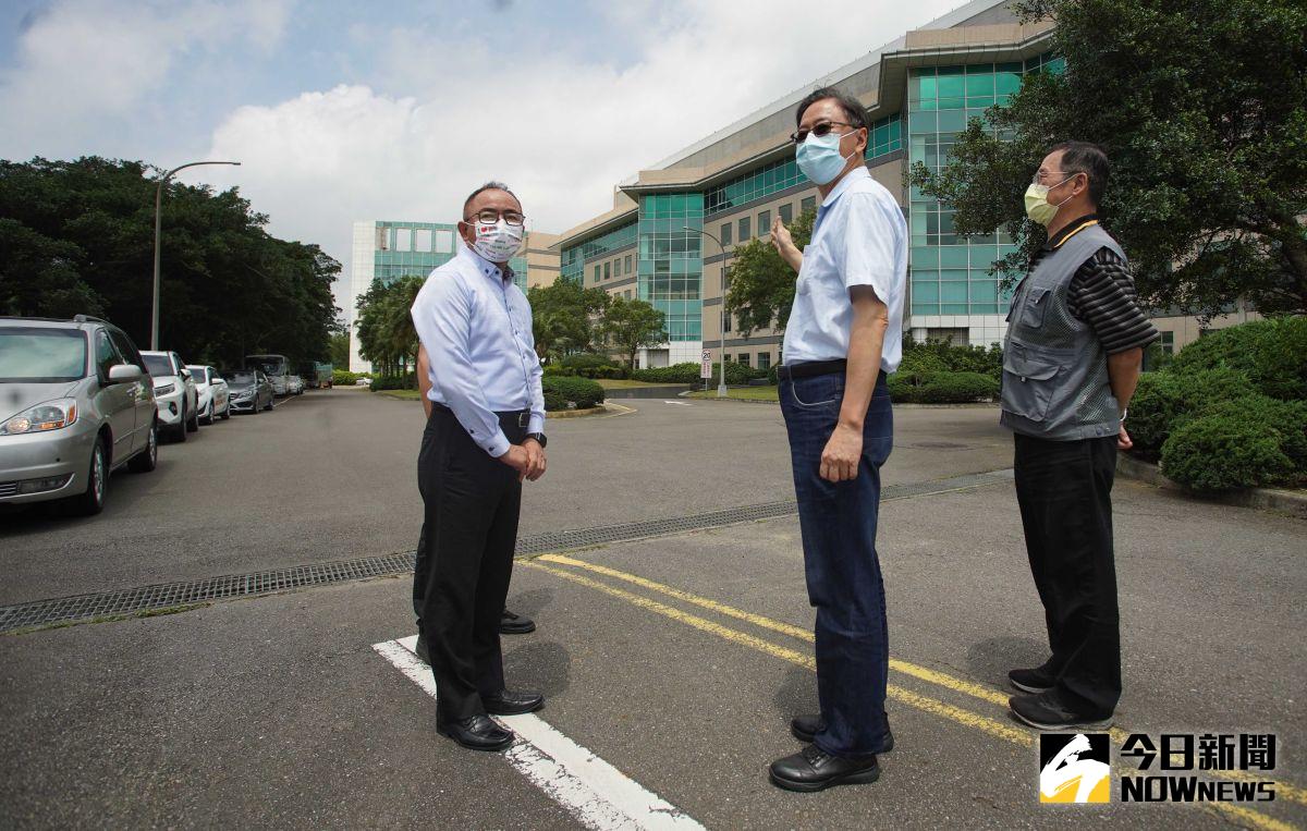 ▲張善政今天回到桃園當年工作的渴望園區，進行感恩請益之旅。（圖／記者李春台攝，2022.05.30）