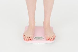 ▲不少人會將體重或是外表作為判斷健康狀態的標準，但營養師高敏敏則提醒必須注意「1數值」是否超標。（示意圖／翻攝Pexels）