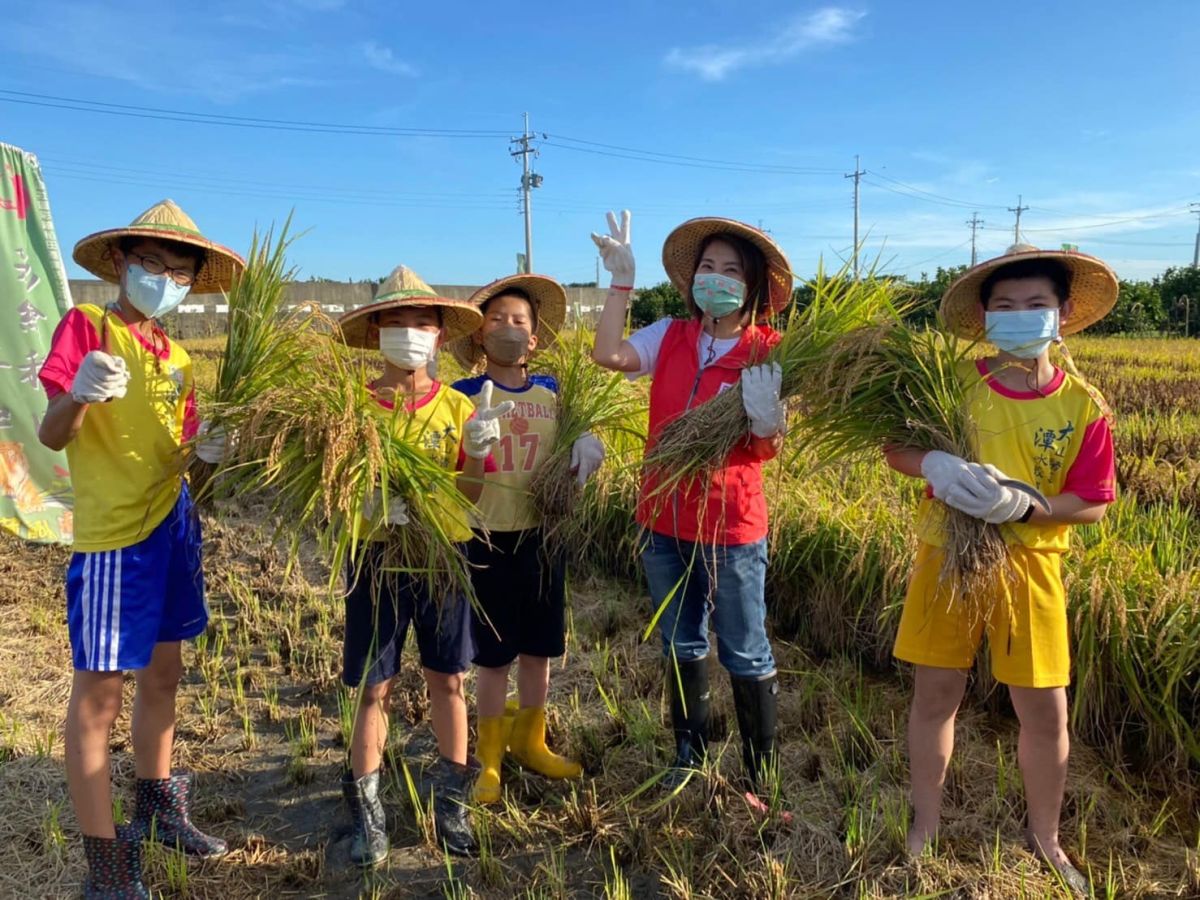 ▲周春米獲得民進黨提名，將出戰年底屏東縣長選戰，力拚在國境之南延續綠色執政。（圖／翻攝自周春米臉書）