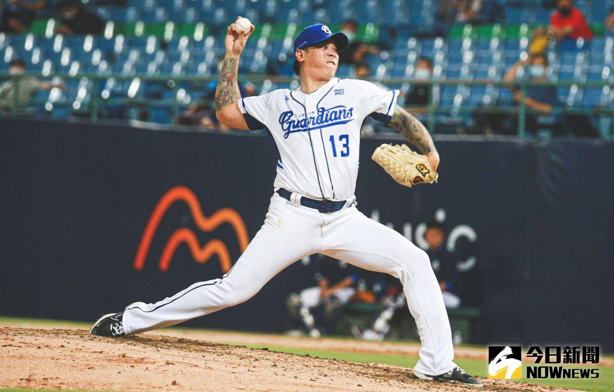 ▲富邦悍將投手陳鴻文。（圖／記者葉政勳攝 , 2022.06.01）