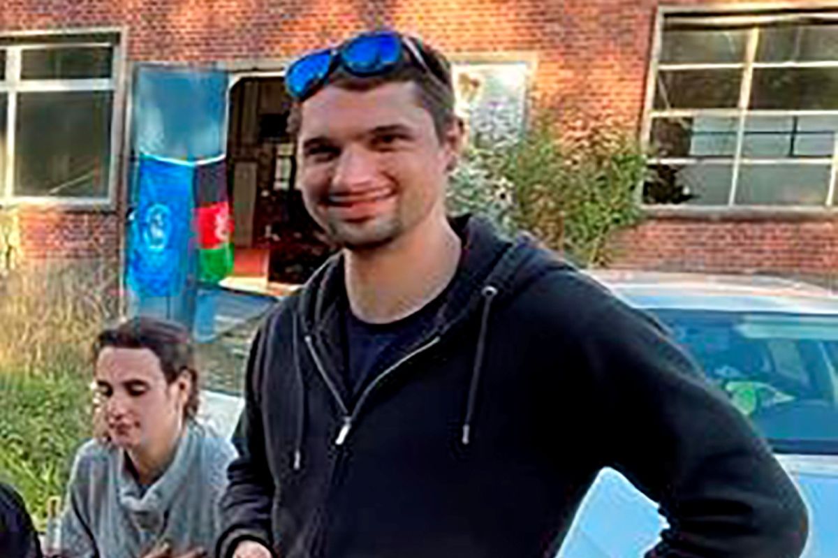 ▲32歲法國記者李克勒-殷姆霍夫日前在拍攝平民撤離時，於人道巴士遭俄軍轟炸殉職，俄國官媒指稱這名記者實為幫烏軍運送武器的傭兵。李克勒-殷姆霍夫的母親公開駁斥，批俄國懦弱手段令人作嘔。（圖／翻攝自itv）