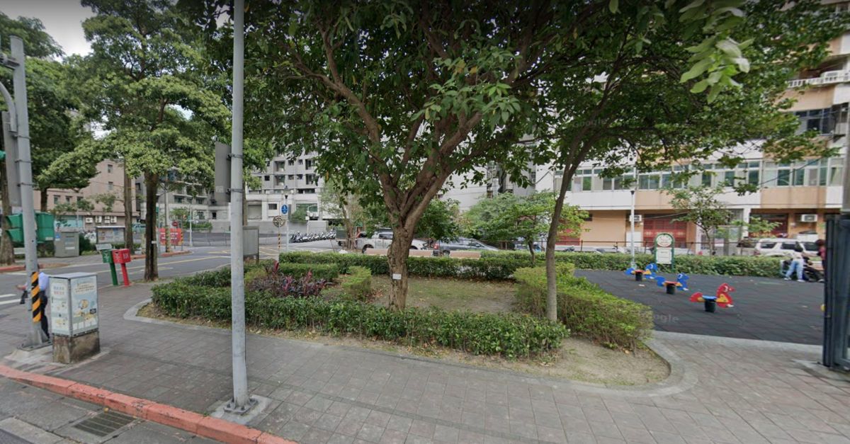 ▲台北市內湖文德二號公園今（2）早驚傳發現一位65歲陳姓男子陳屍園內，且頸部有切割傷。（示意圖／翻攝自GoogleMap）