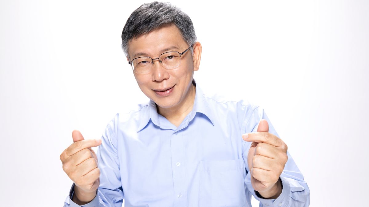 ▲身兼台灣民眾黨主席的台北市長柯文哲，日前也找上同樣替黃珊珊及蔣萬安拍攝競選形象照的林炳存，與黨內參選人們一同拍攝形象照。（圖／台灣民眾黨提供）